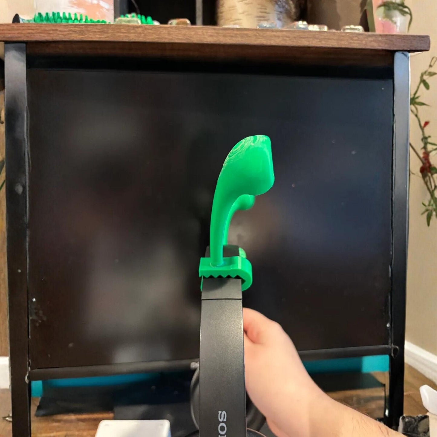 Alien Antenna Headphone Accessories • Green Clip-On Set • Fun Cosplay & Gaming Headset Decor - ThreadaliciousUK