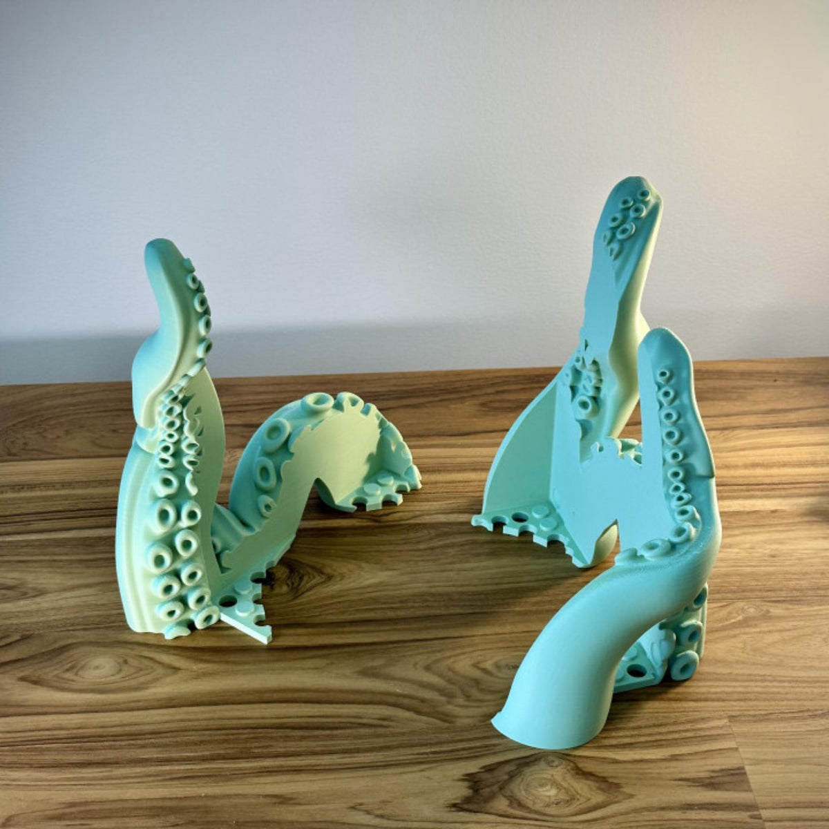 Tentacle Console Dock – Decorative Holder for Series-Style Gaming Consoles - ThreadaliciousUK