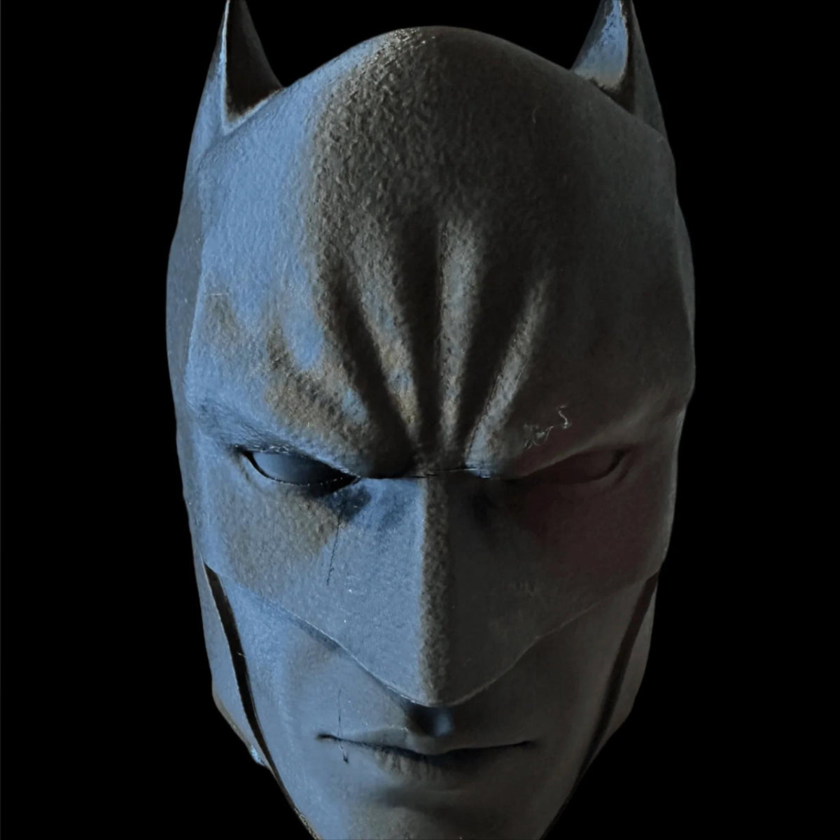 Dark Vigilante Style Headphone Stand | Hero Inspired Desk & Gaming Setup Headphone Holder Display - MoreMiniaturesStudio