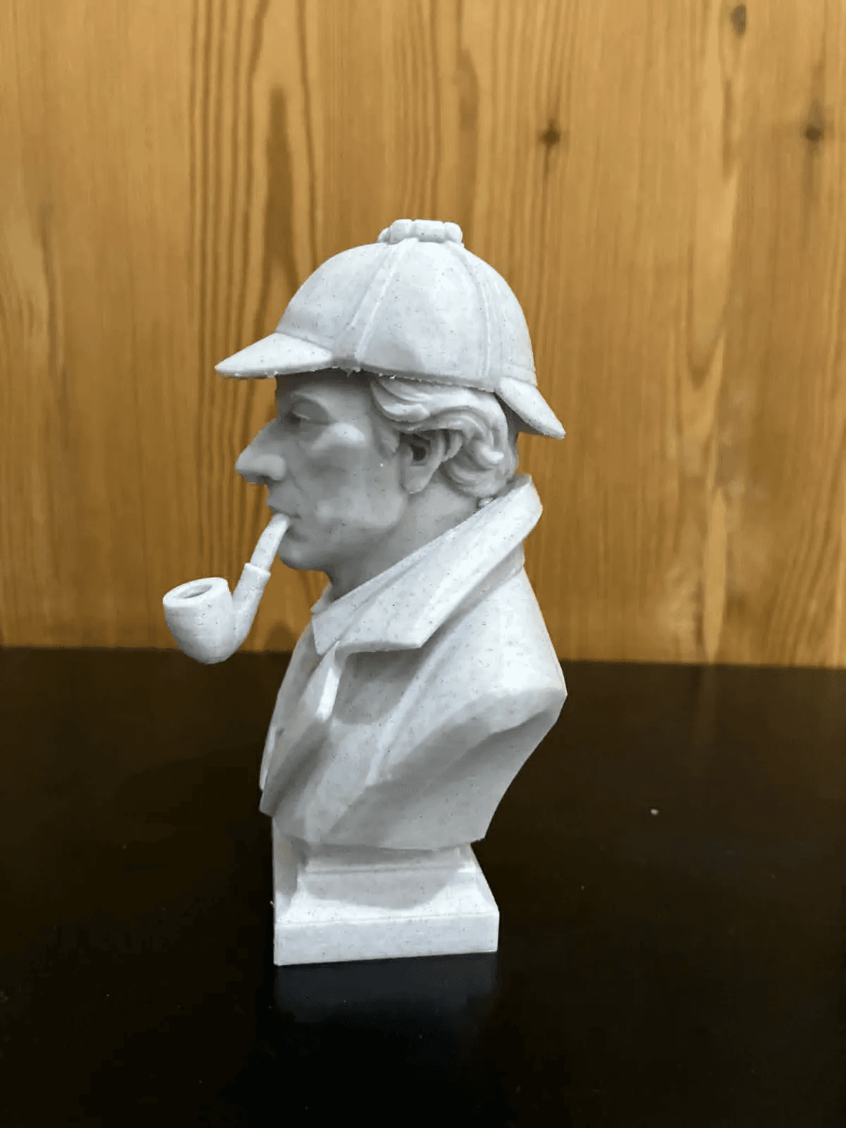 Sherlock Holmes Inspired Bust Figurine | Pipe & Deerstalker