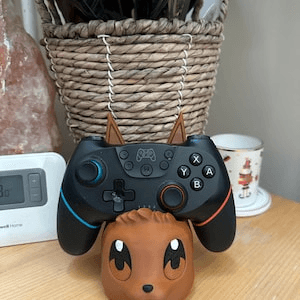 Eevee Inspired Gaming Controller Stand | Pokemon Fan Art