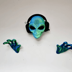 Alien Head & Hands Headphone Holder Wall Decor Set
