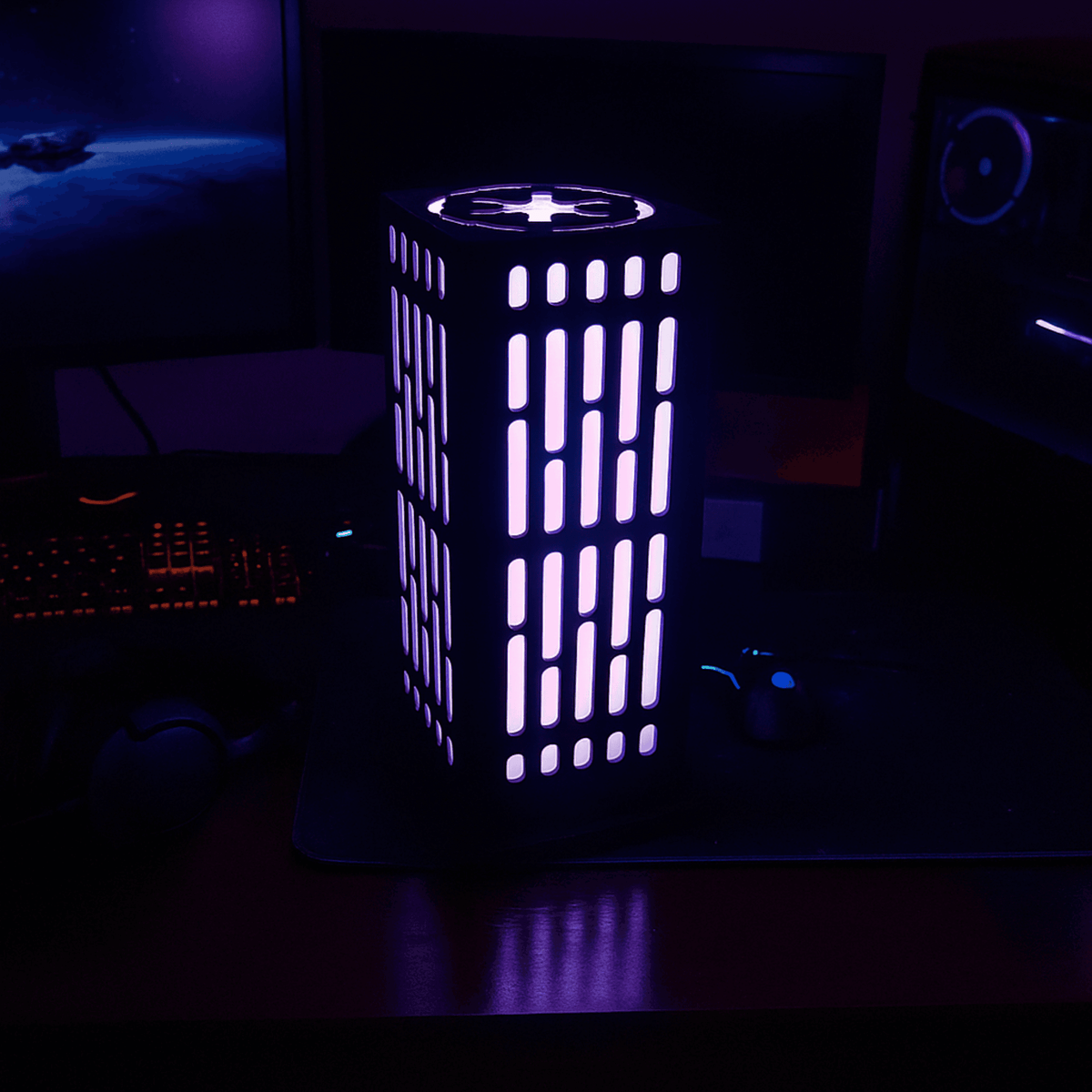 Imperial Tower Lamp