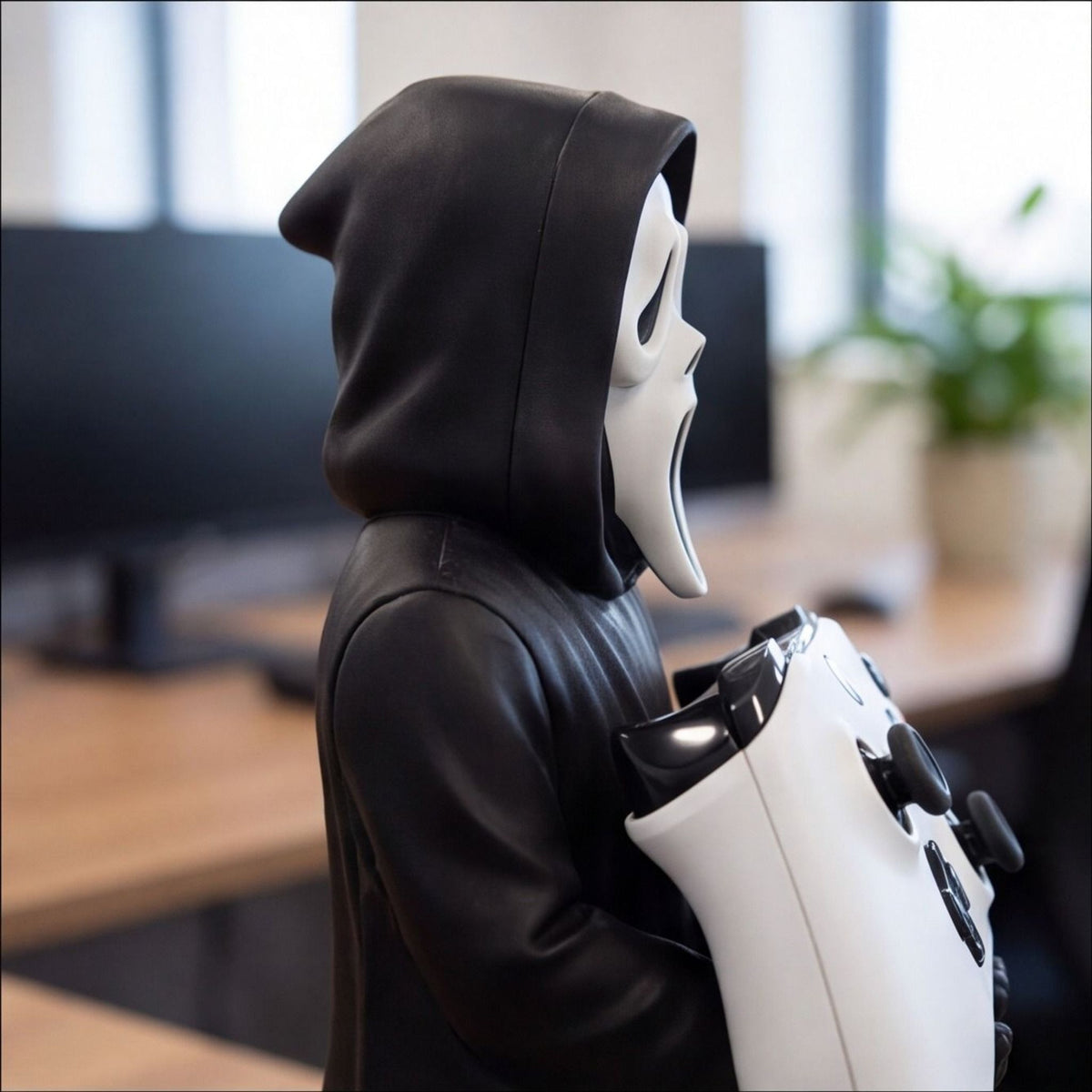 Horror Mask Controller Holder Stand