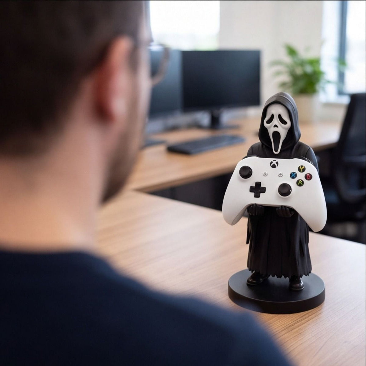 Horror Mask Controller Holder Stand