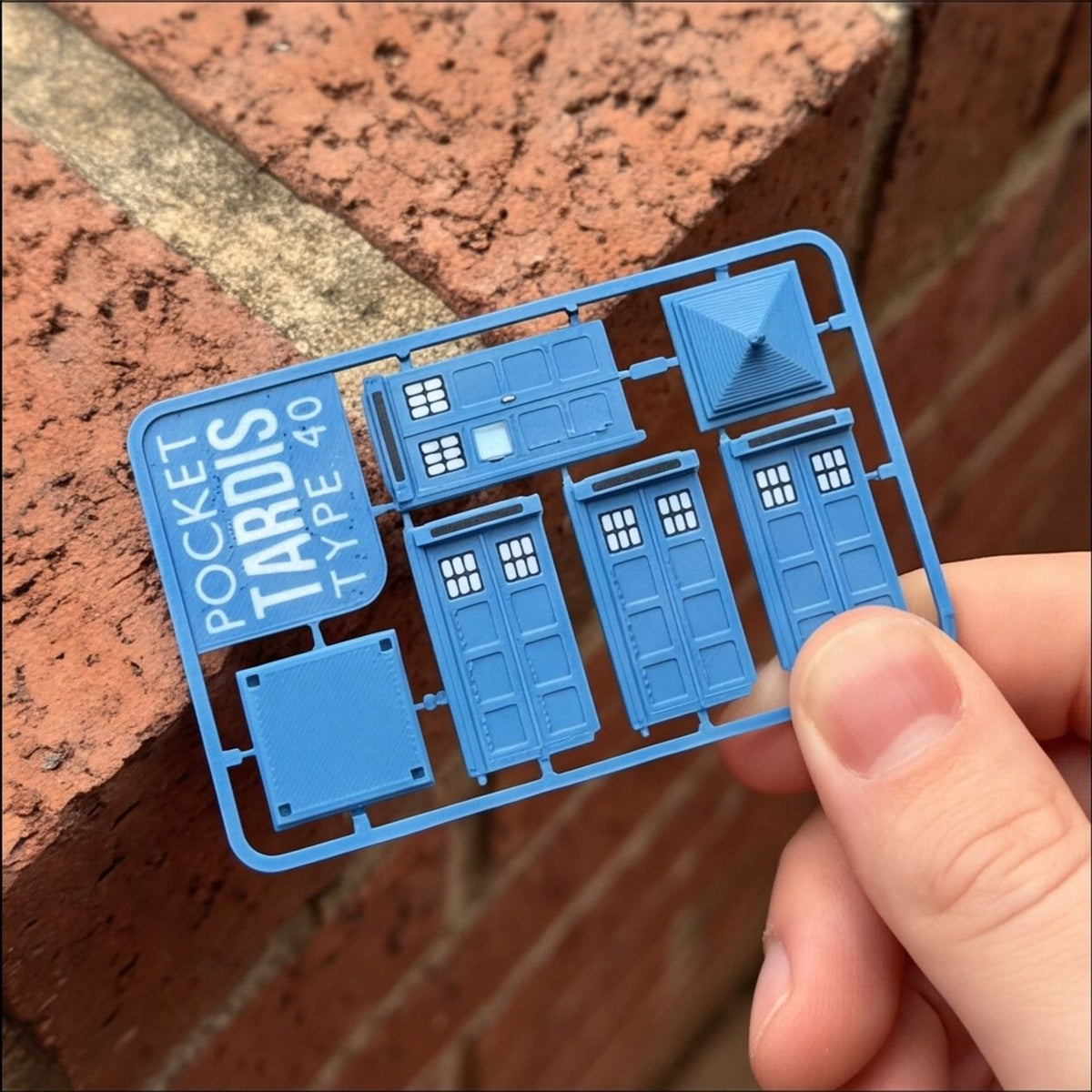 Pocket TARDIS Kit Card – Doctor Who Inspired Mini Model