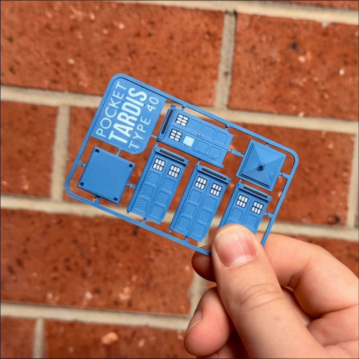 Pocket TARDIS Kit Card – Doctor Who Inspired Mini Model