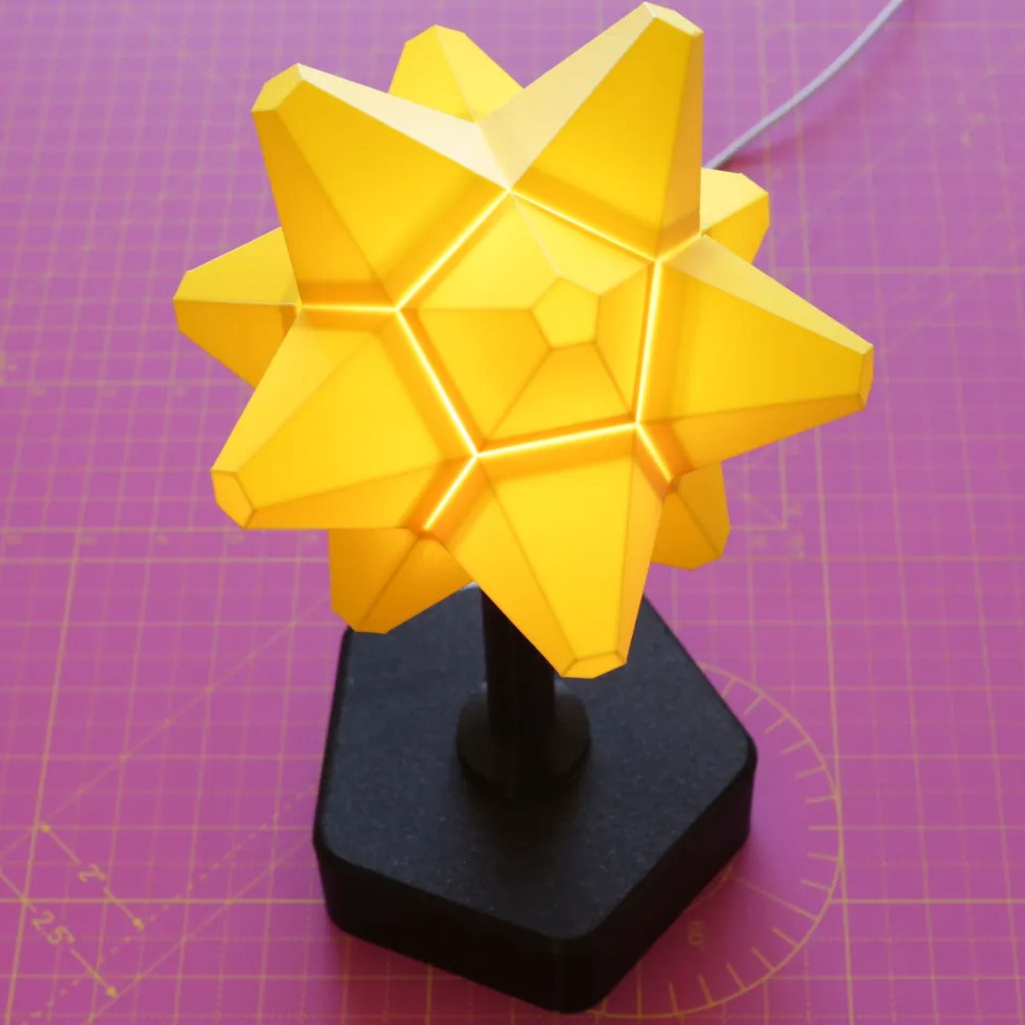 Star Fragment Lamp