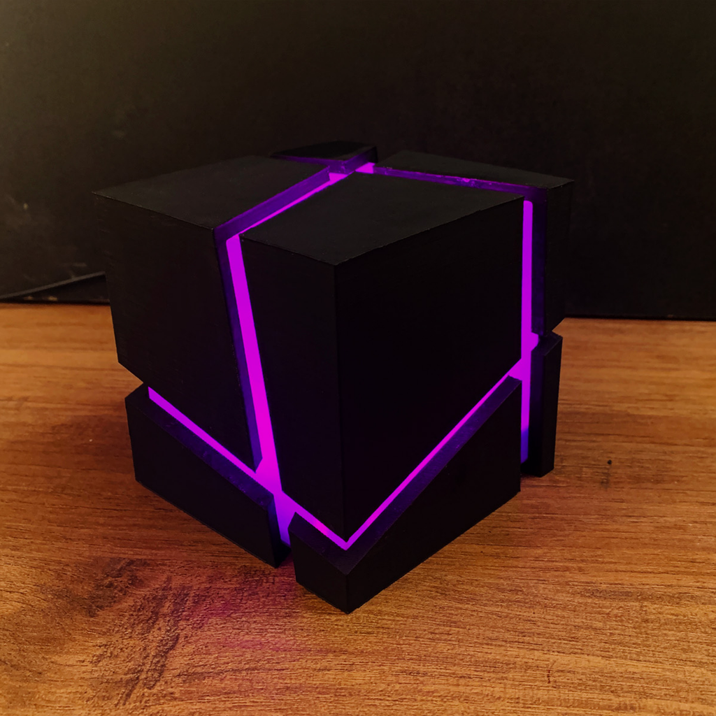 Cracked RGB Lamp
