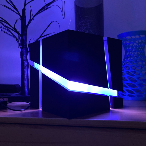 Cracked RGB Lamp