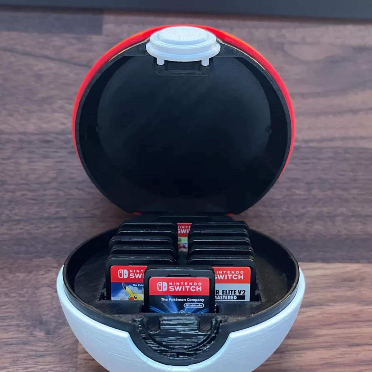 Gaming Ball Switch Game Card Holder | Round Case for Nintendo Switch Games | Gamer Gift - ThreadaliciousUK