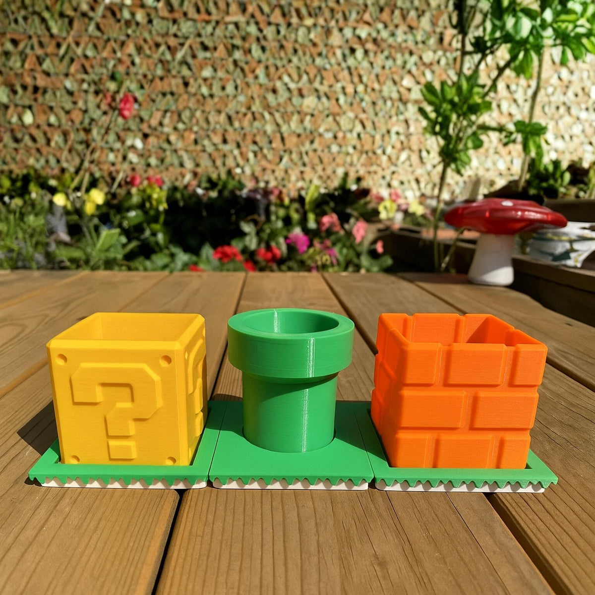 Retro Block and Pipe Planter Set • Geeky Desk Decor • Gaming Style Cube and Tube - ThreadaliciousUK