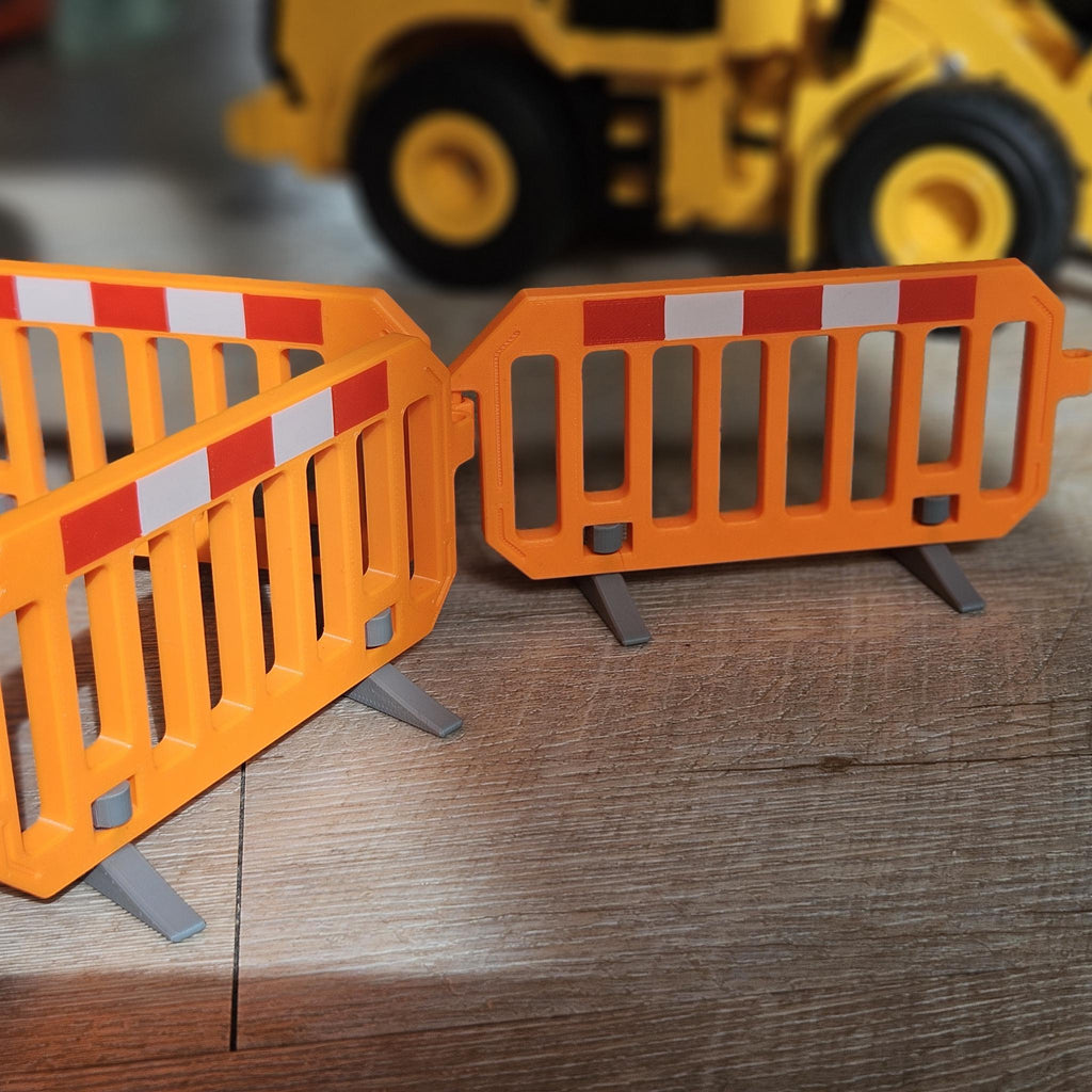 Miniature UK Roadworks Set • Traffic Cones • Scale Street Scene Accessories for Models - ThreadaliciousUK
