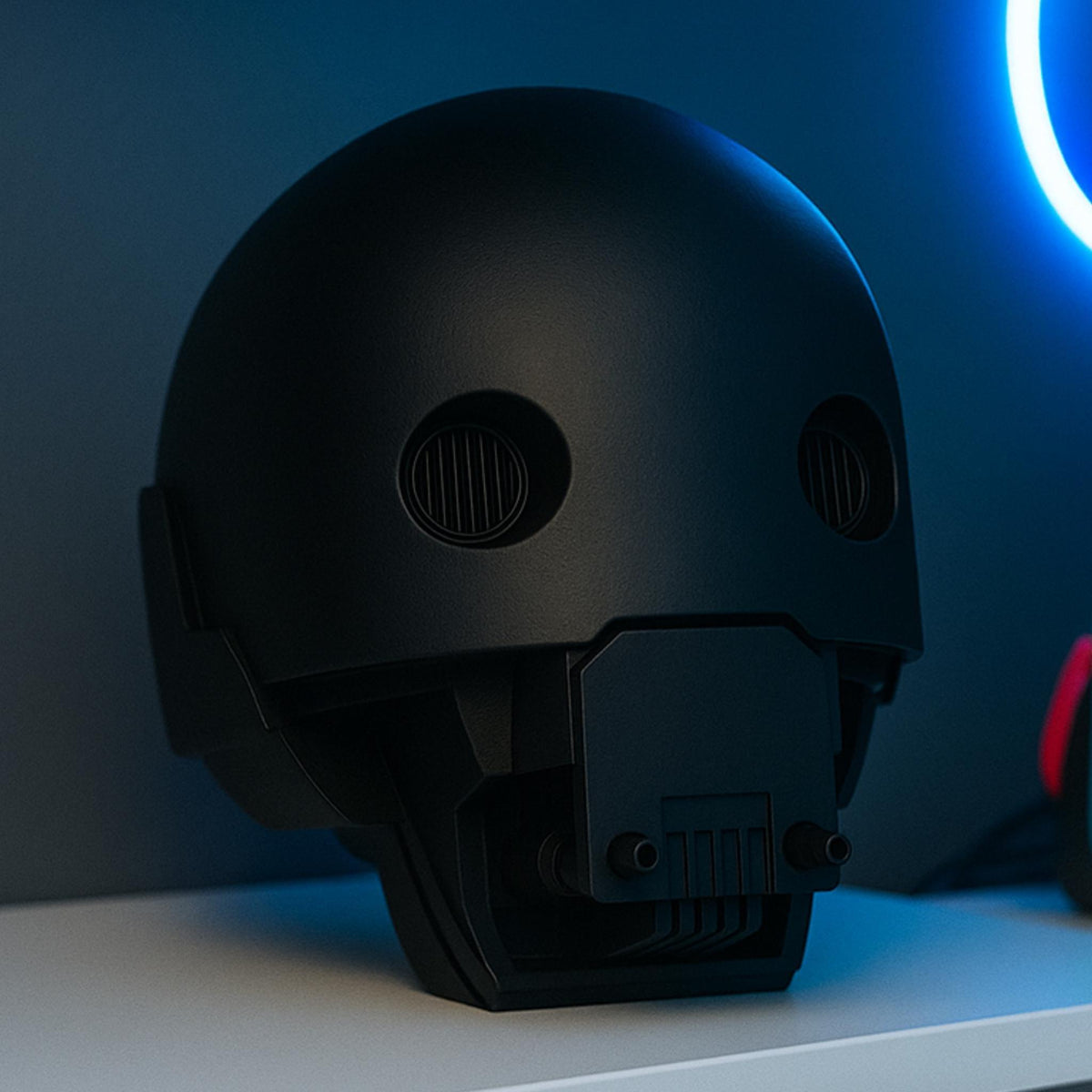 Galaxy Droid Head Model | Futuristic Robot Bust Display | Sci-Fi Collectable for Desk or Shelf - ThreadaliciousUK