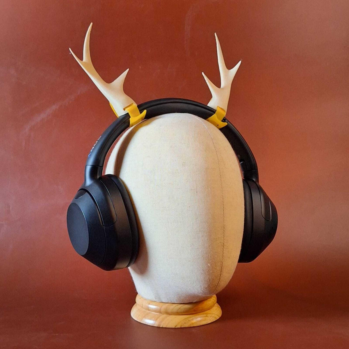 Stag Antler Headphone Accessories • Clip-On Deer Horns for Headsets • Cosy Forest & Fantasy Gaming Decor - ThreadaliciousUK