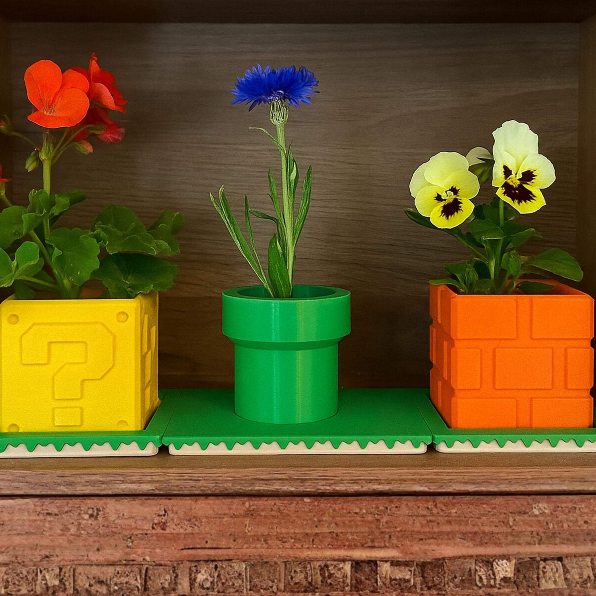 Retro Block and Pipe Planter Set • Geeky Desk Decor • Gaming Style Cube and Tube - ThreadaliciousUK