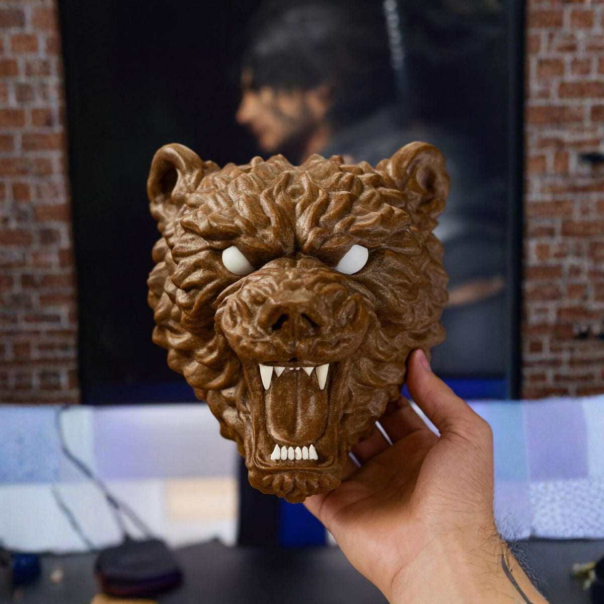 Bear Wall-Mounted Controller Holder – Decorative Gaming Storage Hook for Controllers - ThreadaliciousUK