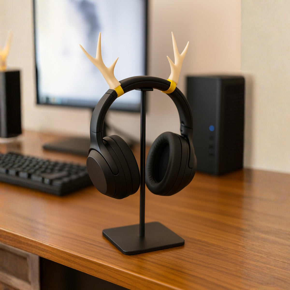 Stag Antler Headphone Accessories • Clip-On Deer Horns for Headsets • Cosy Forest & Fantasy Gaming Decor - ThreadaliciousUK