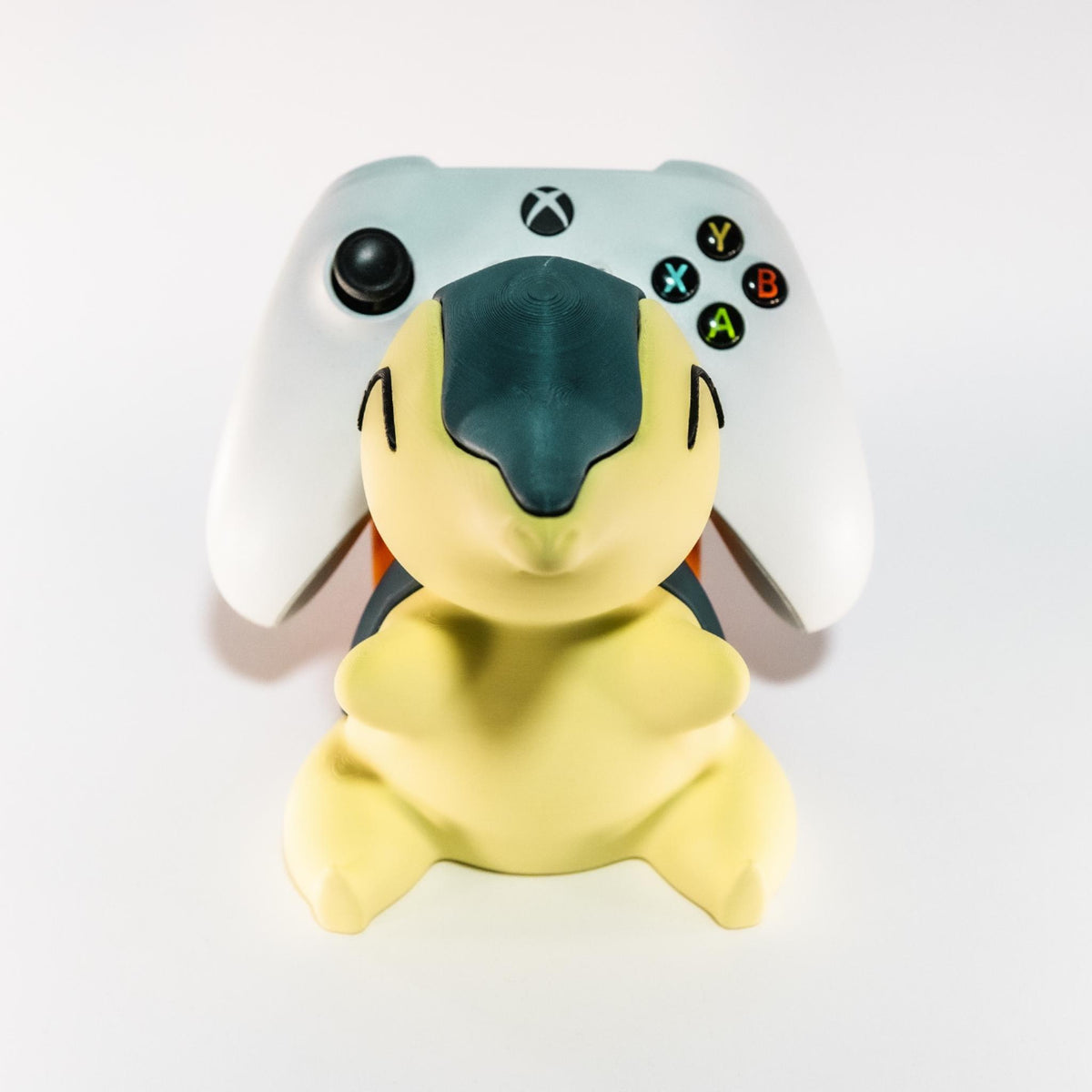 Cyndaquil Controller Holder – Creature Display Stand for Gaming Setups and Collectors - ThreadaliciousUK