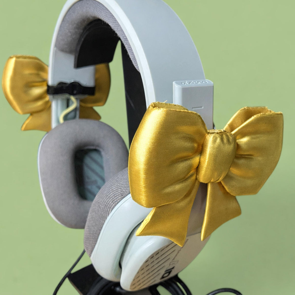 Bow Headphone Accessories • Clip-On Ribbon Set for Headsets • Decor for Gaming & Desk Setups - ThreadaliciousUK