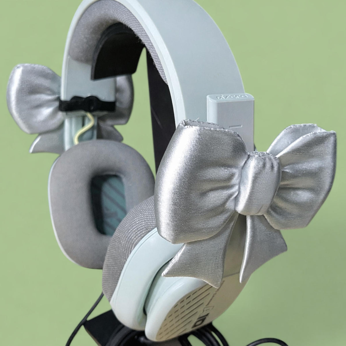 Bow Headphone Accessories • Clip-On Ribbon Set for Headsets • Decor for Gaming & Desk Setups - ThreadaliciousUK