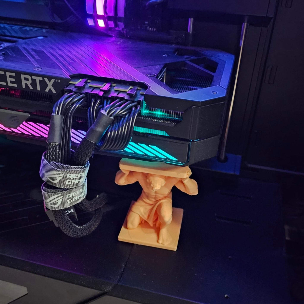 Atlas GPU Support Bracket • Mythology Inspired Graphics Card Holder • PC Case Display • Heavy Duty GPU Stand - MoreMiniaturesStudio