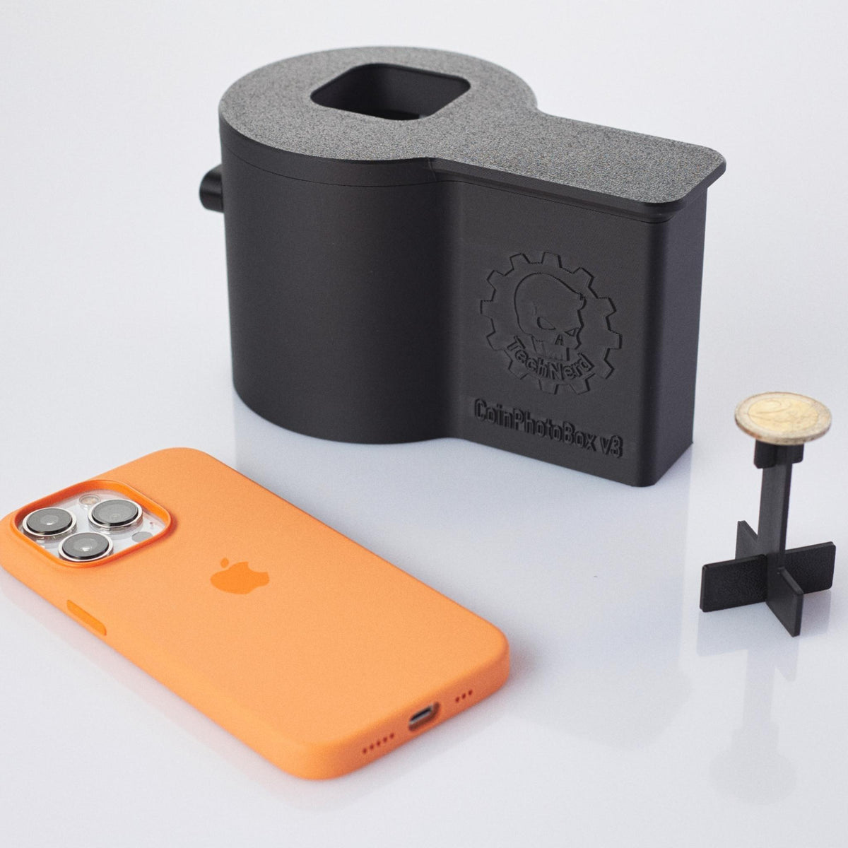 Smartphone Coin Photo Box | Compact Photography Tool for Collectors, Macro Shots & Detail Display - MoreMiniaturesStudio