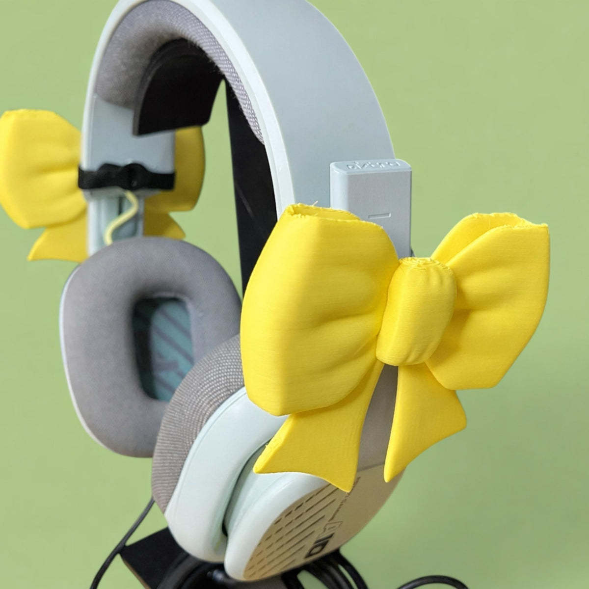 Bow Headphone Accessories • Clip-On Ribbon Set for Headsets • Decor for Gaming & Desk Setups - ThreadaliciousUK