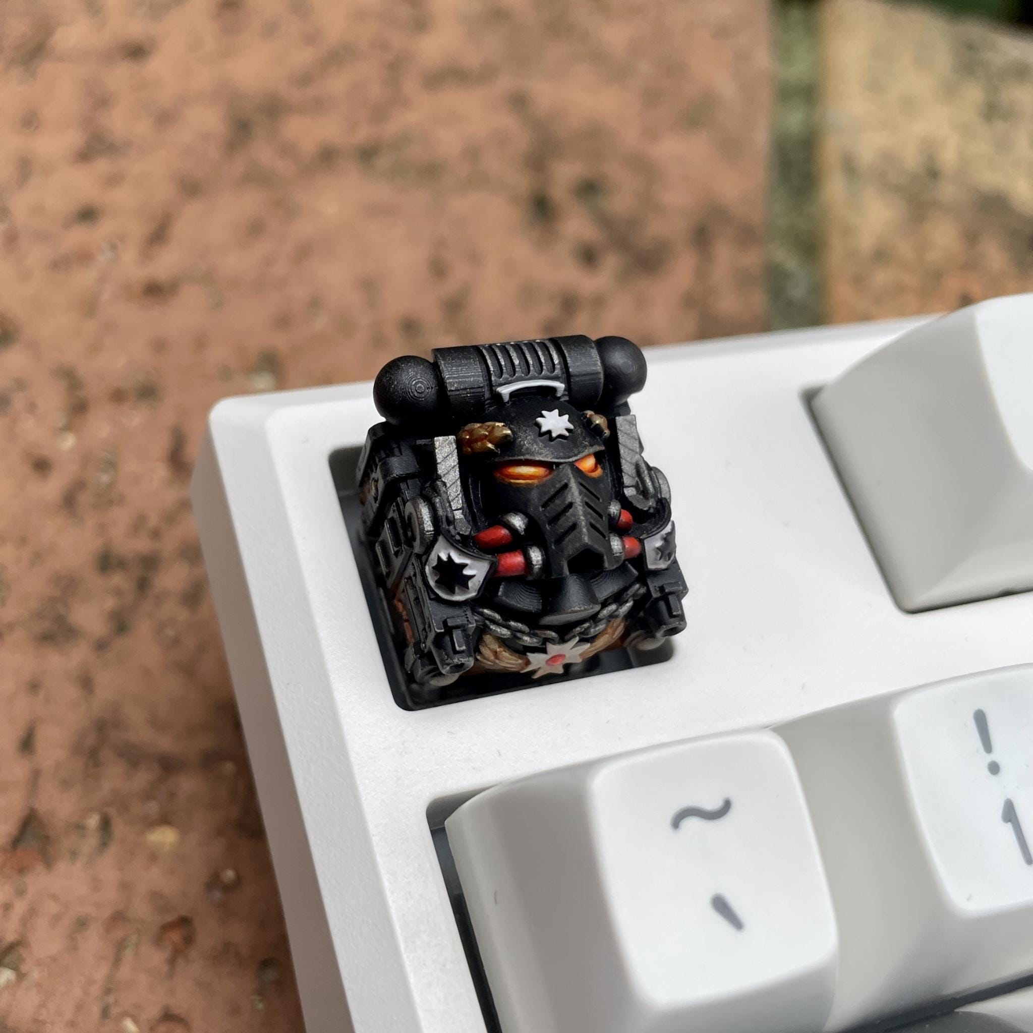 Armoured Space Knight Keycap • Sci-Fi Warrior Mechanical Keyboard Key • Grim Dark Desk Accent • Artisan Style Keycap - MoreMiniaturesStudio