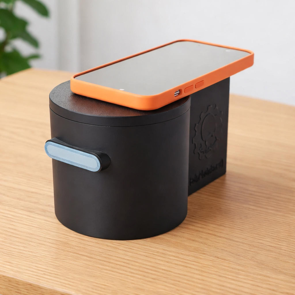 Smartphone Coin Photo Box | Compact Photography Tool for Collectors, Macro Shots & Detail Display - MoreMiniaturesStudio