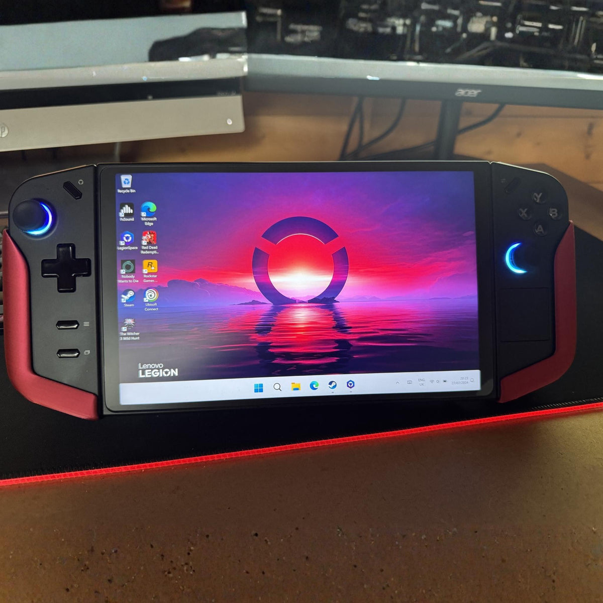 Lenovo Legion Go 1 Accessory Kit | Comfort Grips & Controller Connector - MoreMiniaturesStudio