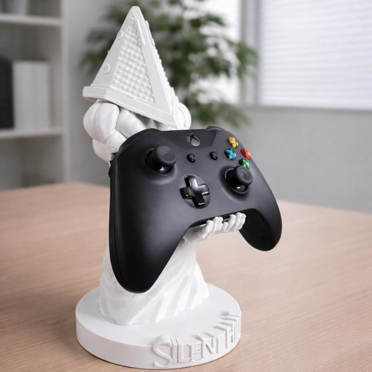 Horror Pyramid Controller Holder Stand | Gamepad Display Dock | Gothic Gamer Desk Decor | Controller Storage | Gift for Gamers - MoreMiniaturesStudio