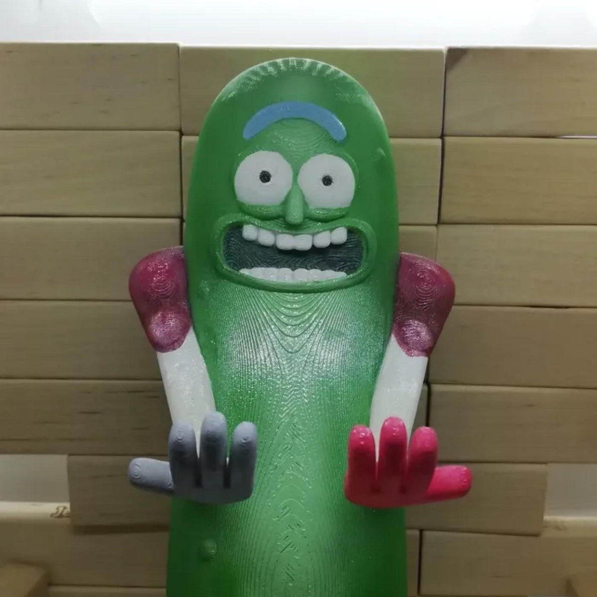 Pickle Character Controller Holder Stand | Funny Gamer Desk Decor | Gamepad Display Dock | Controller Storage Stand | Gift for Gamers - MoreMiniaturesStudio
