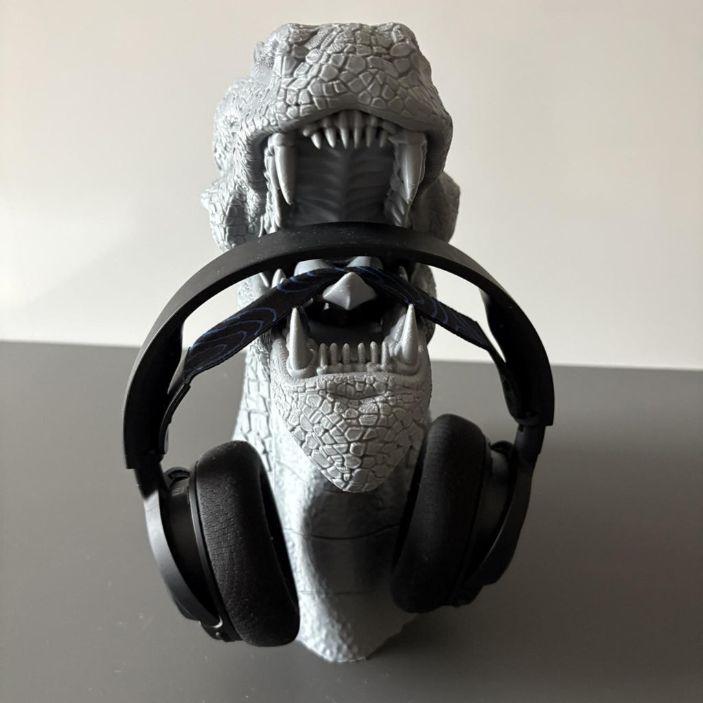 Dragon Head Headphone Stand | Fantasy Desk Decor | Gaming Headset Holder | RPG Display Stand | Gothic Desktop Accessory Gift - MoreMiniaturesStudio