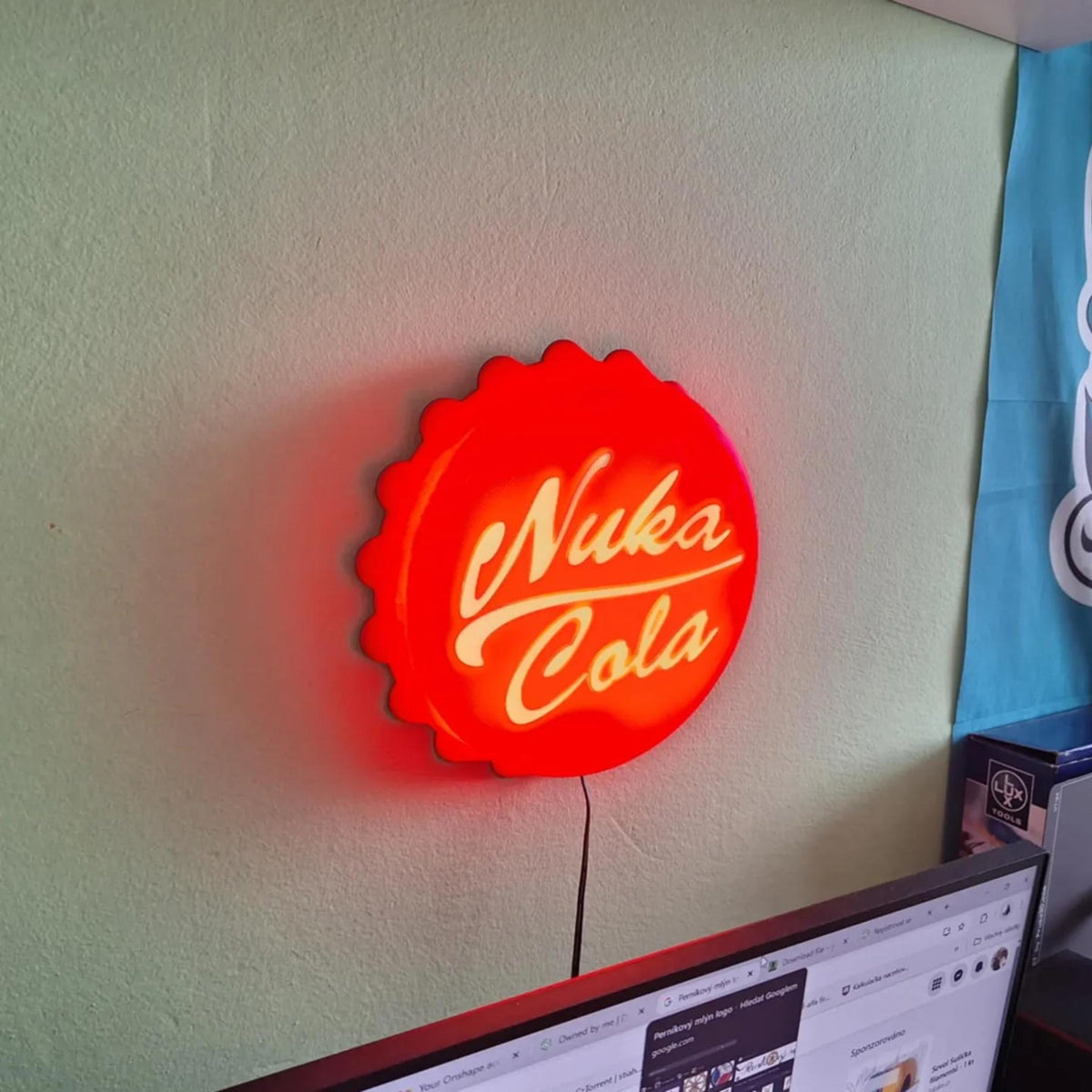 Retro Bottle Cap LED Wall Sign, Wasteland Soda Inspired Light Up Decor, Gaming Room Light, Man Cave Wall Lamp, Gamer Gift - StickShopUK