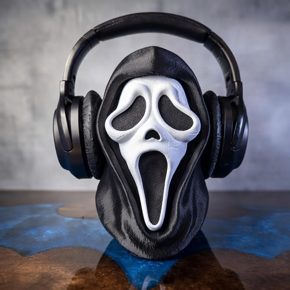 Horror Mask Headphone Stand – Scary Movie Inspired Headset Holder - StickShopUK