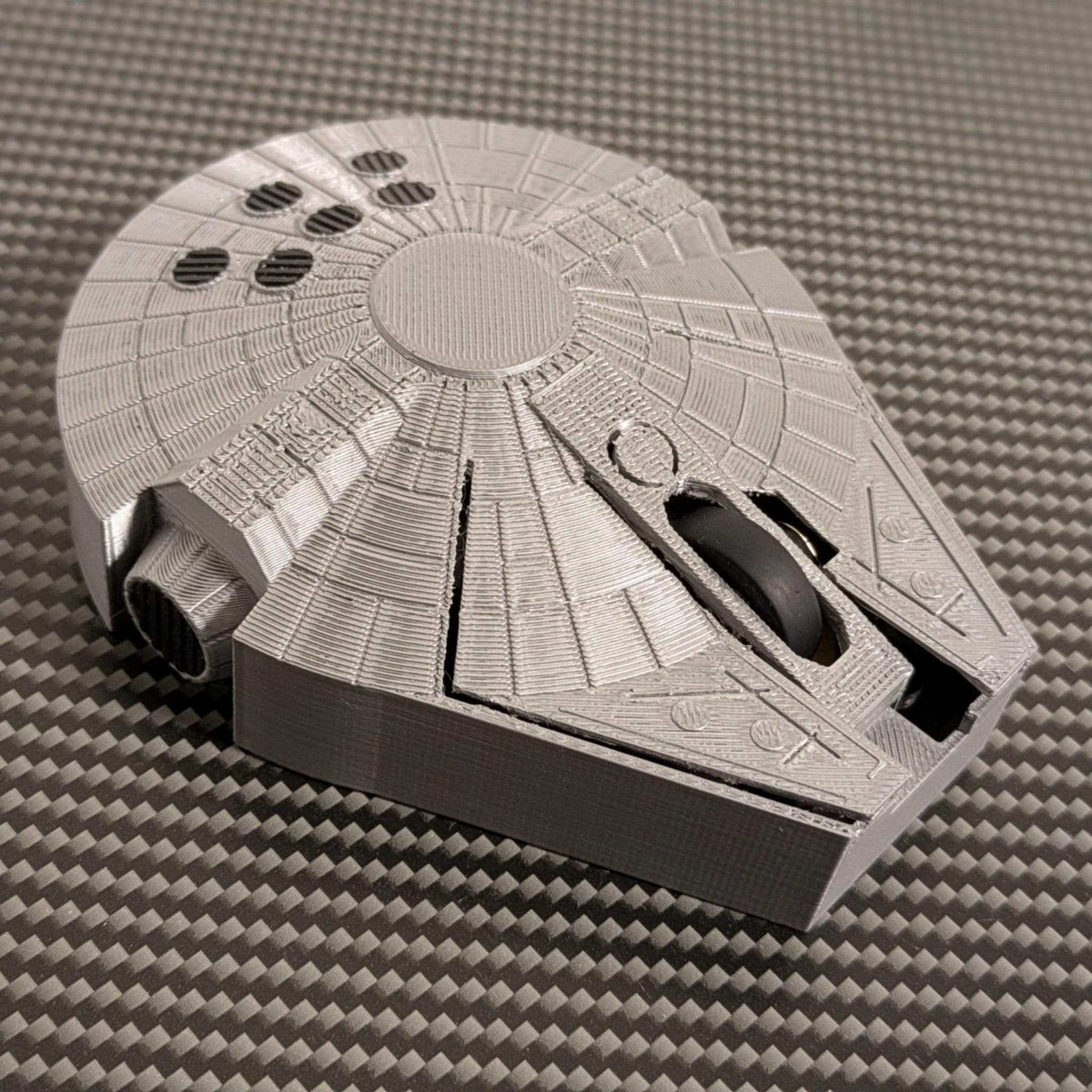Sci Fi Spaceship Wireless Mouse | Millennium Style Falcon Mouse | Gaming Computer Mouse | Desk Setup Accessory | Movie Inspired Gift - StickShopUK