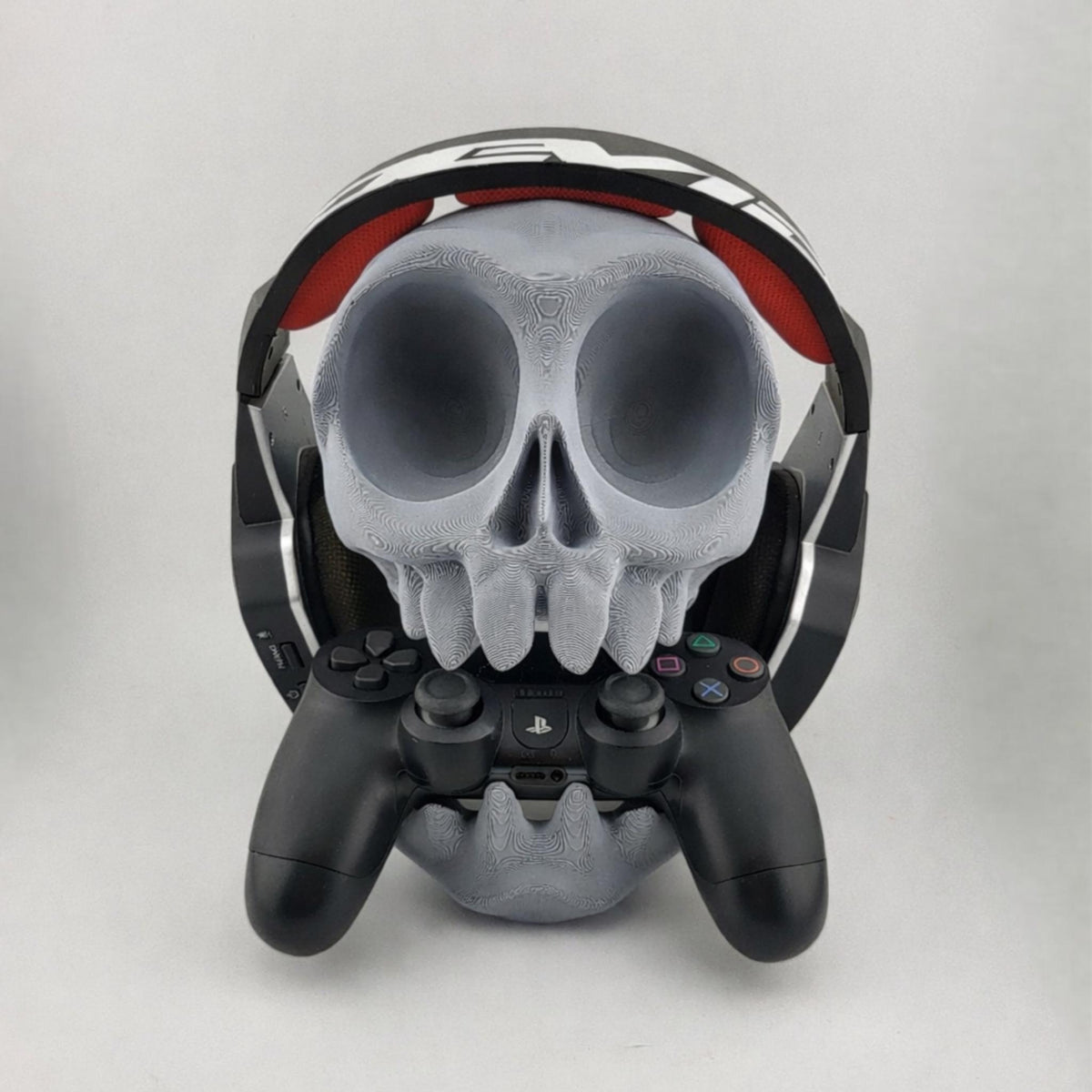 Skull Controller Holder Gothic Gaming Controller Stand Gamer Desk Decor Headset Stand Console Controller Display Stand - StickShopUK