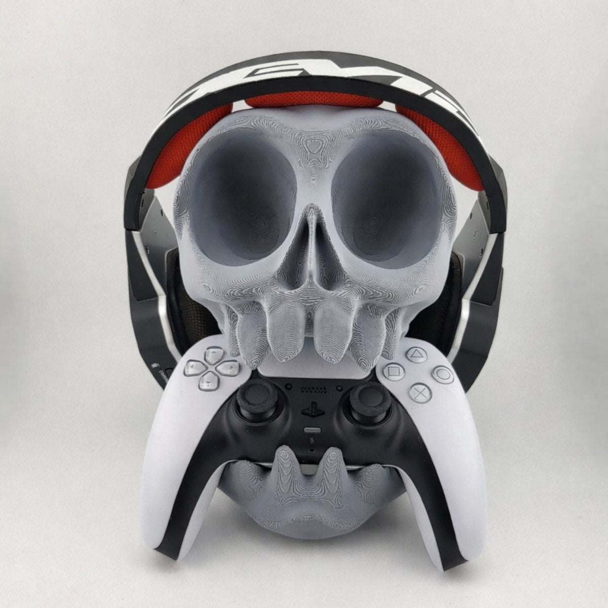 Skull Controller Holder Gothic Gaming Controller Stand Gamer Desk Decor Headset Stand Console Controller Display Stand - StickShopUK