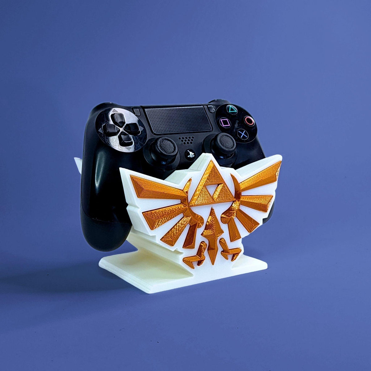 Royal Crest Controller Stand Fantasy Gaming Controller Holder Desk Display Gamer Setup Decor Console Controller Display Stand - StickShopUK