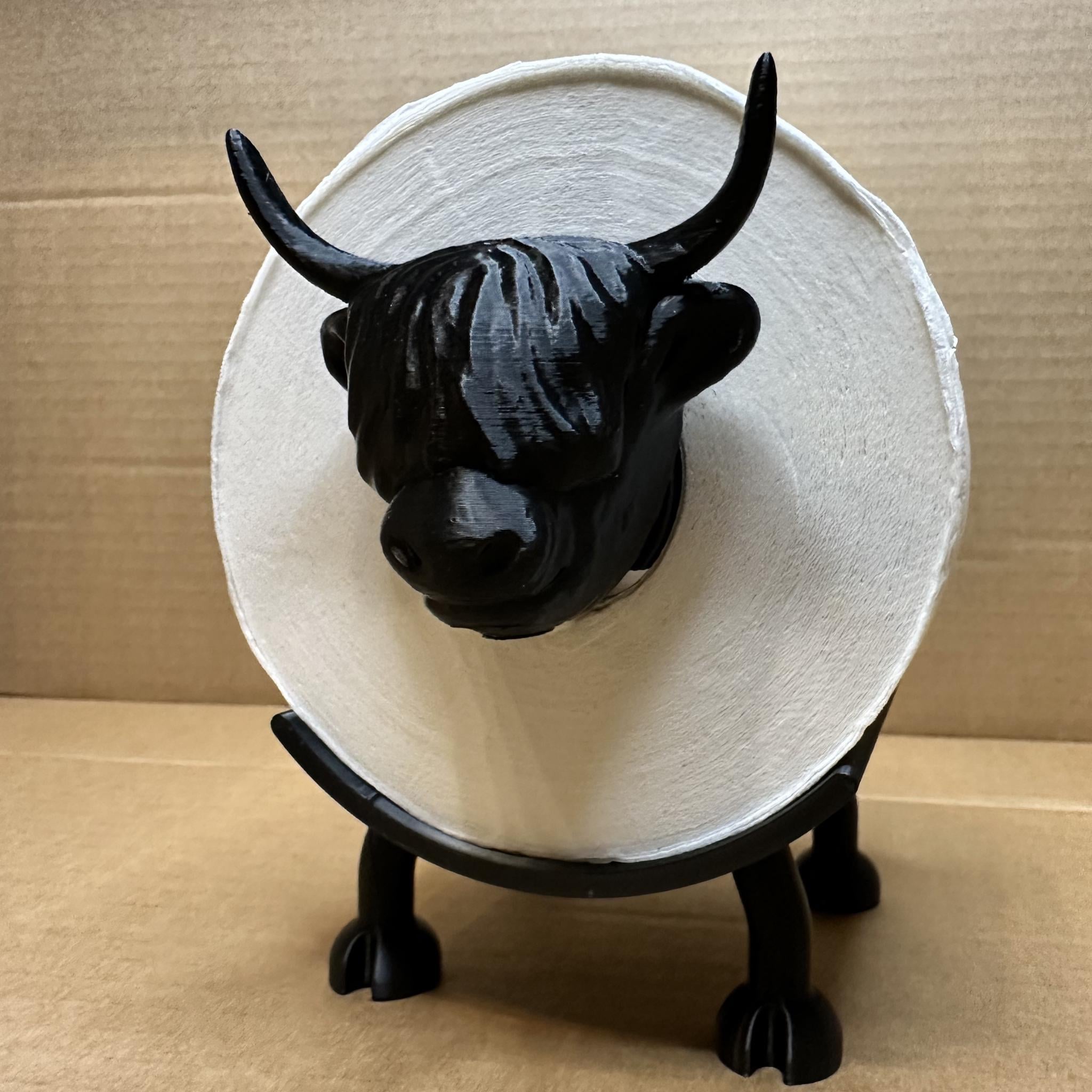 Highland Cow Toilet Roll Holder | Farmhouse Bathroom Decor | Cute Animal Toilet Paper Stand | Rustic Home Gift