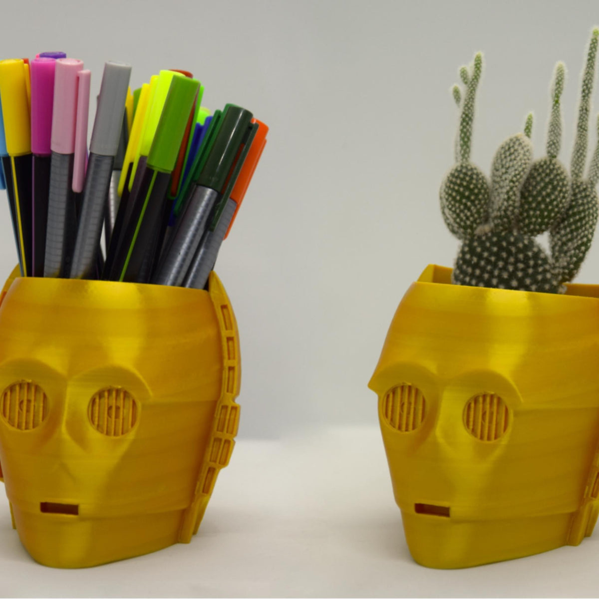 Gold Droid Head Pen Holder Desk Organiser Sci Fi Desk Decor Robot Pencil Holder Geek Gift Office Storage