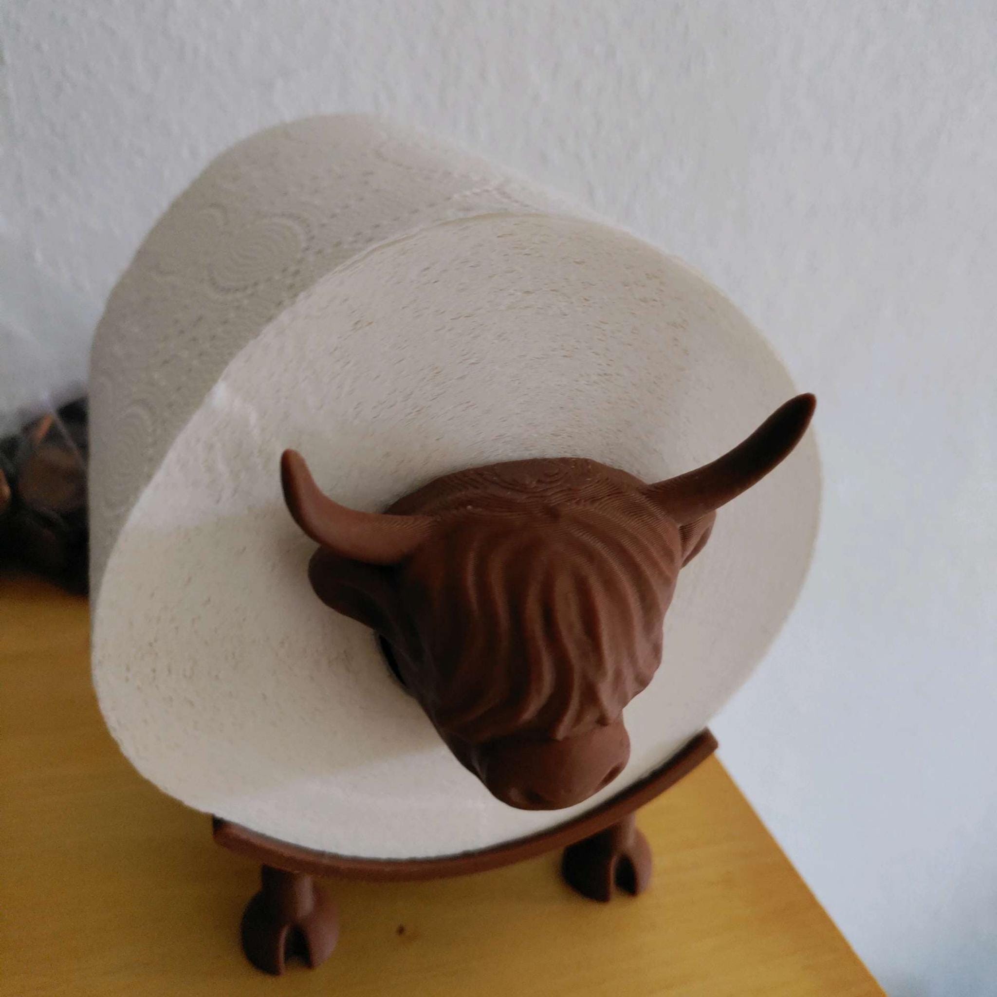 Highland Cow Toilet Roll Holder | Farmhouse Bathroom Decor | Cute Animal Toilet Paper Stand | Rustic Home Gift