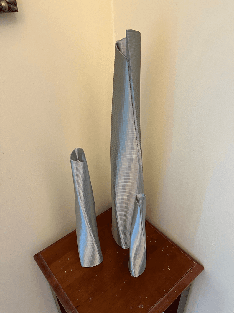 Shanghai Tower Inspired Miniature Model – Skyline Collectible