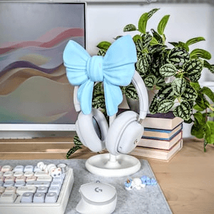 Coquette Bow Headphone Stand – Aesthetic Desk Decor