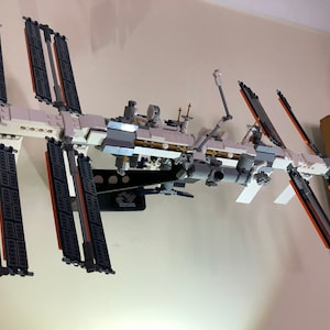 ISS Inspired Wall Mount for Space Station Models
