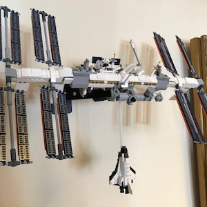 ISS Inspired Wall Mount for Space Station Models