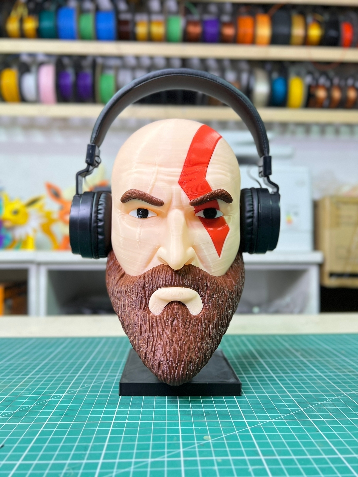Kratos-Inspired Headphone Stand | God of War Fan Art