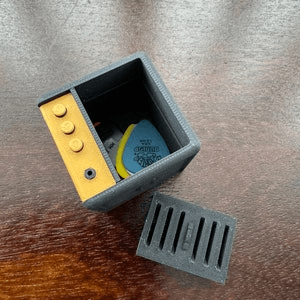 Amplifier-Style Guitar Pick Holder & Desk Organiser