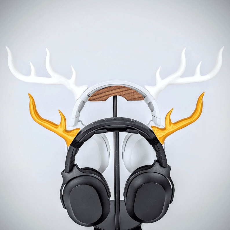Low Poly Stag Headset Stand | Rainbow Deer Desk Holder